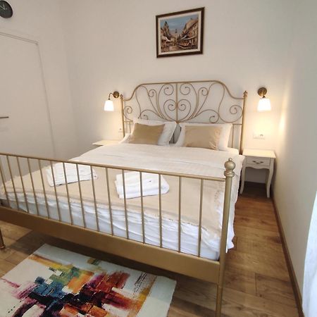 Papavero Rooms 普拉 外观 照片