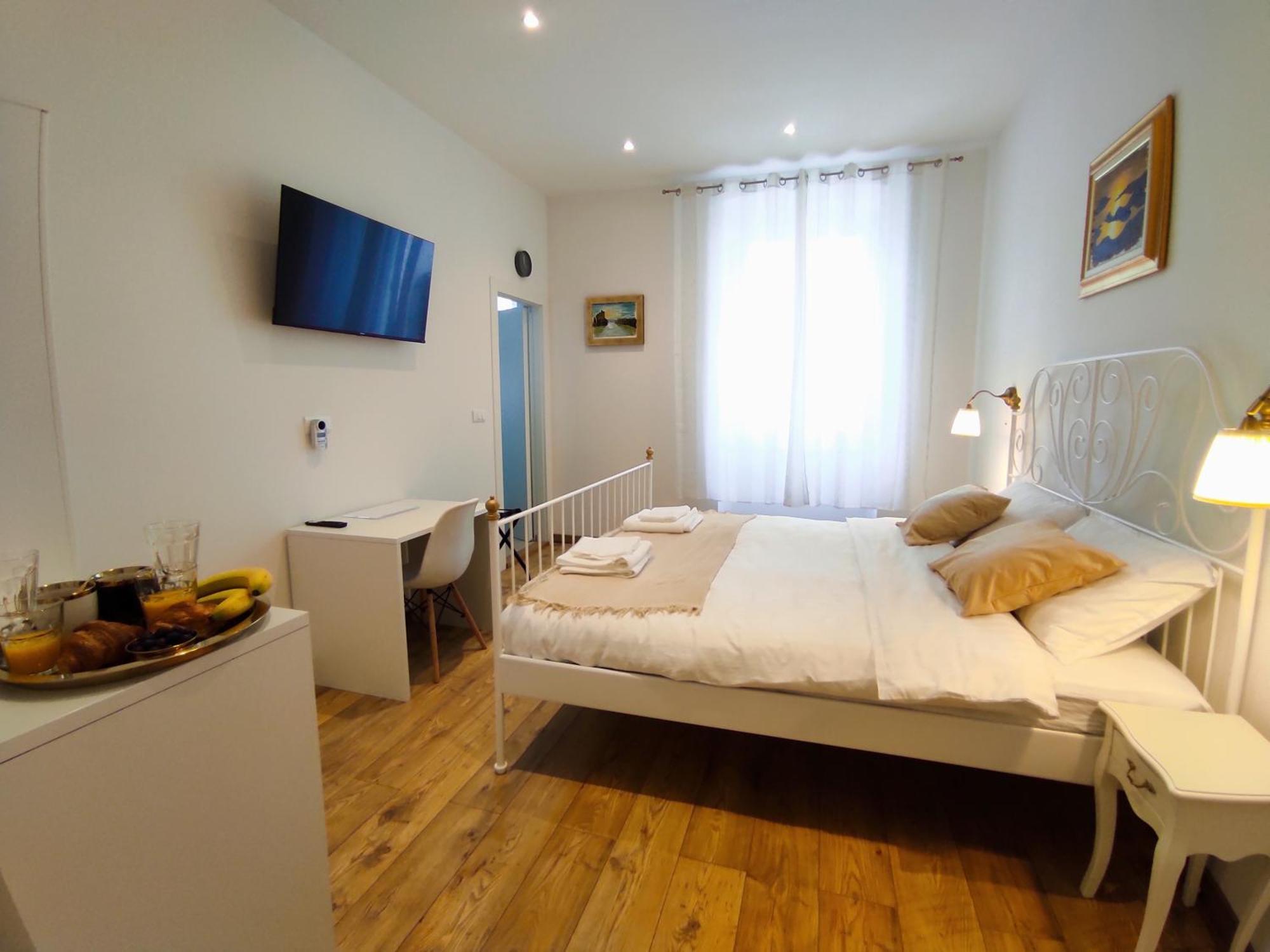 Papavero Rooms 普拉 外观 照片